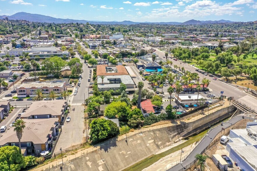 More Photos Of 411 Waverly Pl, Escondido Apartments For Sale