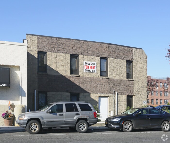 More Photos Of 143 N Long Beach Rd, Rockville Centre Medical For Lease
