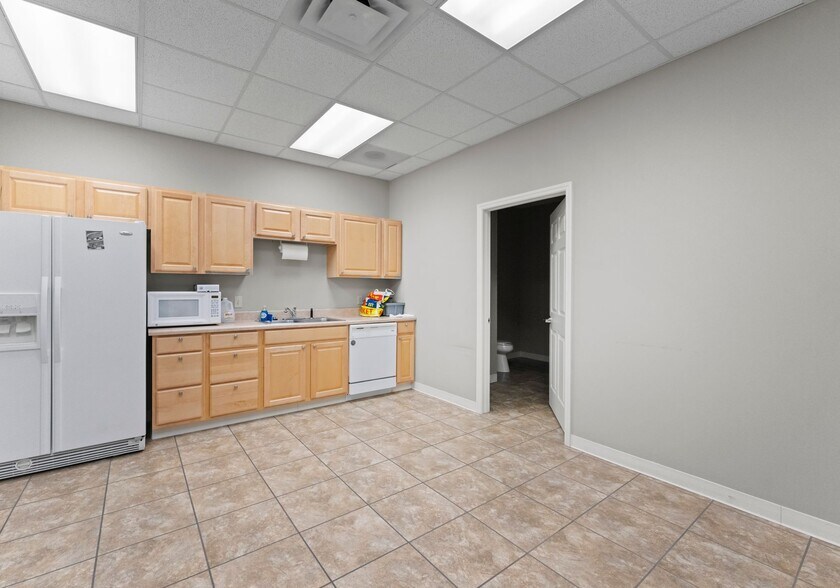 More Photos Of 840 Derita Rd, Concord Industrial For Sale