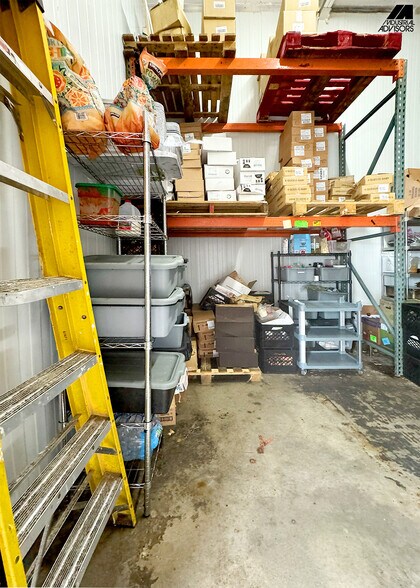 More Photos Of 4960 NW 165th St, Miami Warehouse For Sale