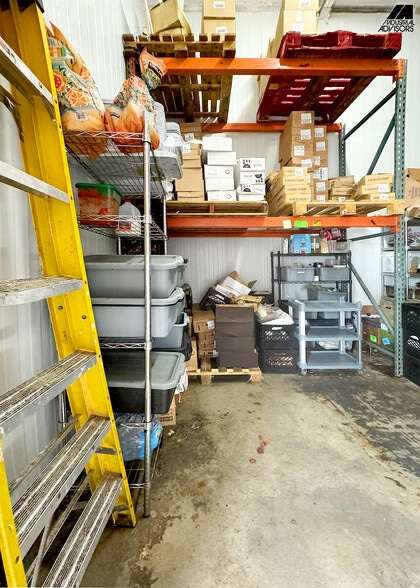 More Photos Of 4960 NW 165th St, Miami Warehouse For Sale