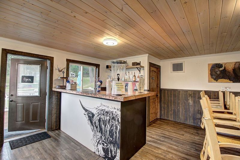 More Photos Of 23113 Rollins Lakeshore Dr, Rollins General Retail For Sale