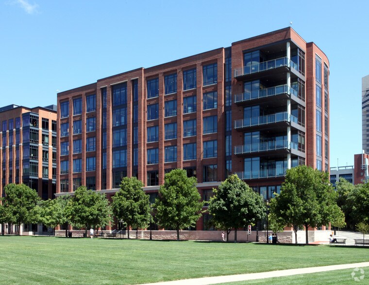 More Photos Of 230 West St, Columbus Office For Lease