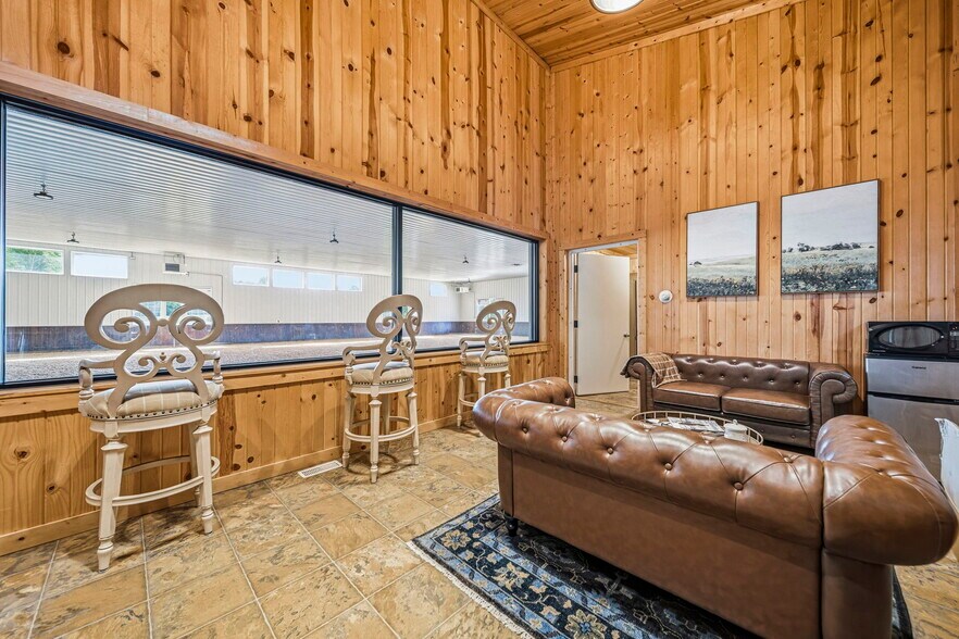 More Photos Of 3126 Mennonite Rd, Mantua Sports And Entertainment For Sale