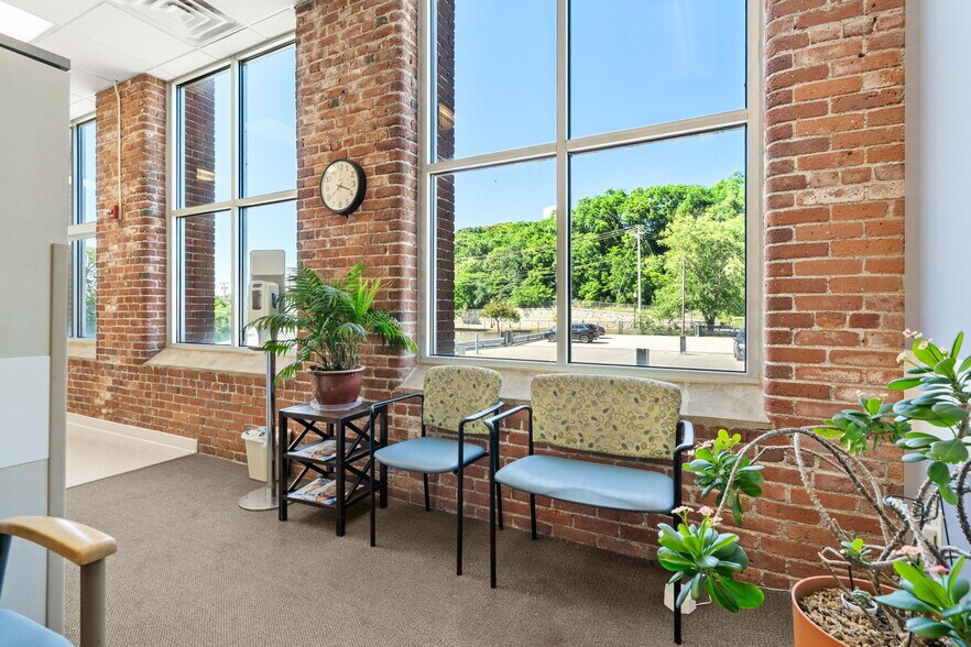 More Photos Of , Lawrence Office For Sale