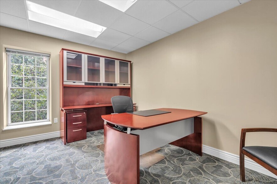 More Photos Of 1108 Ohio River Blvd, Sewickley Office For Sale