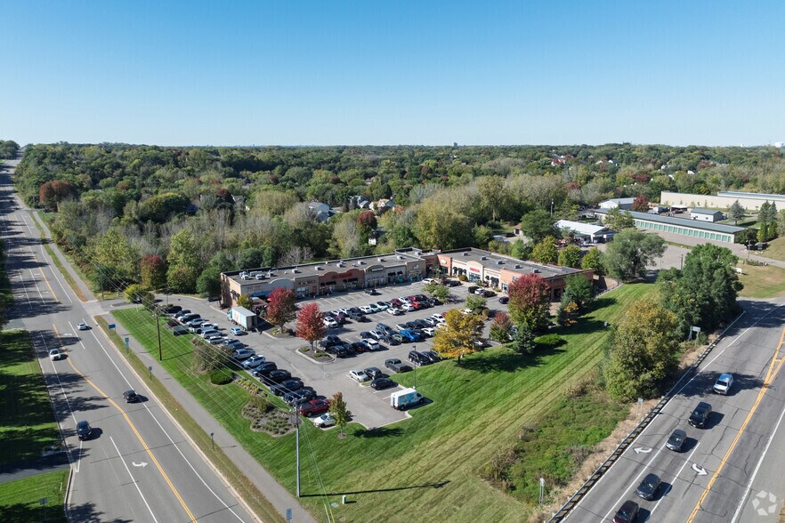 More Photos Of 525 Diffley Rd, Eagan Storefront Retail Office For Sale