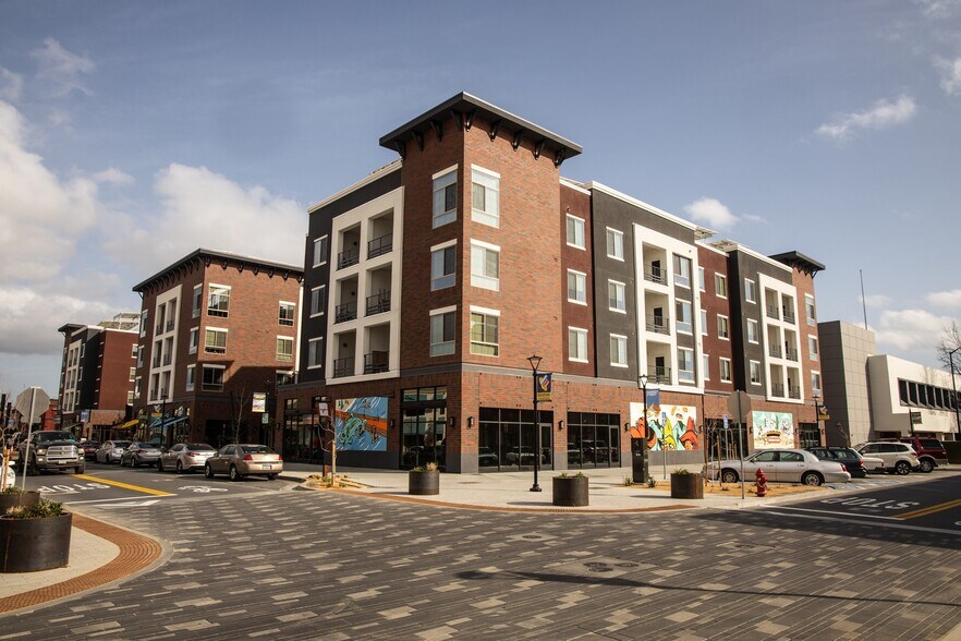More Photos Of 1551 Market St, Redding Apartments For Lease