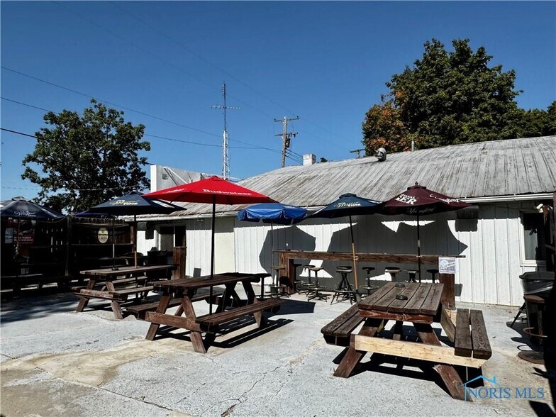 More Photos Of 14475 Power Dam Rd, Defiance Sports And Entertainment For Sale