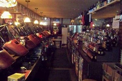 More Photos Of 1302 S Madison St, Ludington Bar For Sale