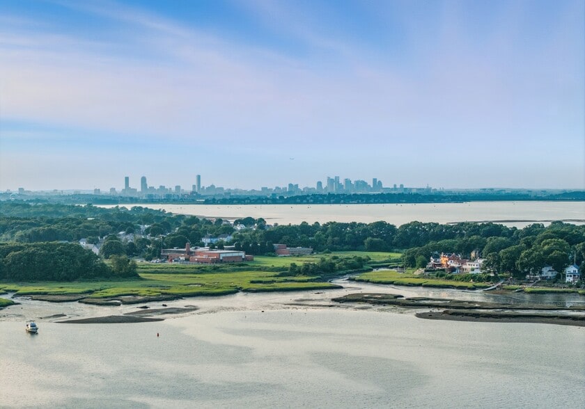 More Photos Of 1 Cove Way, Quincy Marina For Sale