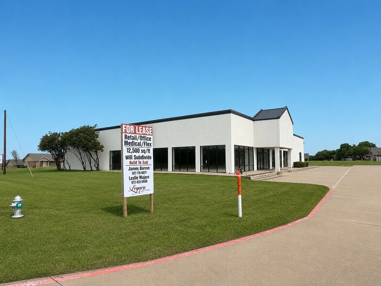 Primary Photo Of 2400 W Ennis Ave, Ennis Freestanding For Lease