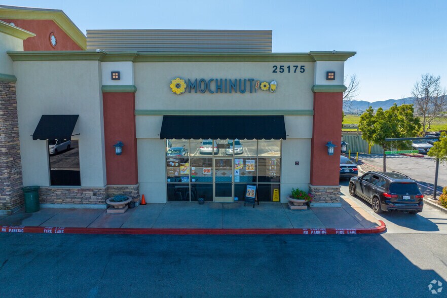 More Photos Of 25125 Madison Ave, Murrieta Unknown For Lease