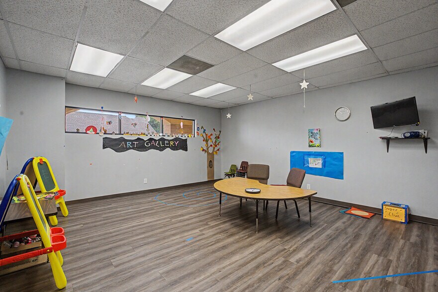 More Photos Of 2111 Skyline Dr, Mesquite Religious Facility For Sale