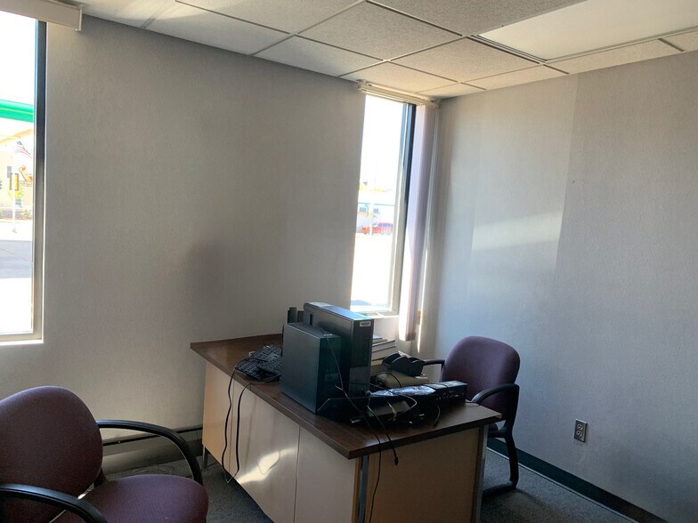 More Photos Of 132 E Main St, Hortonville Bank For Lease