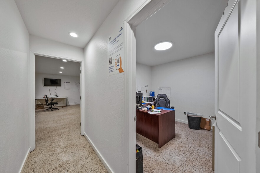 More Photos Of 1918 Bobcat Way, White City Warehouse For Sale