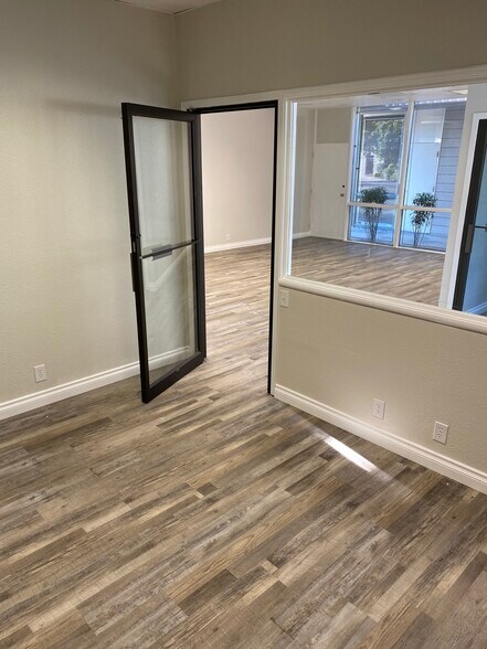 More Photos Of 123 N Stevenson St, Visalia Medical For Lease