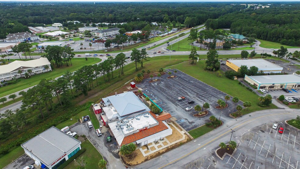 More Photos Of 702 Mall Blvd, Brunswick Supermarket For Sale