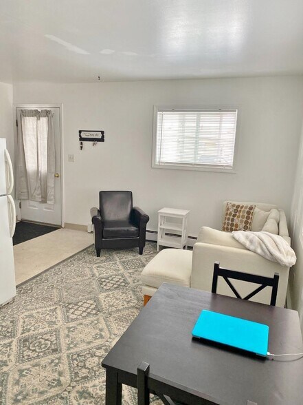 More Photos Of 300 Main St, Sherwood Apartments For Sale