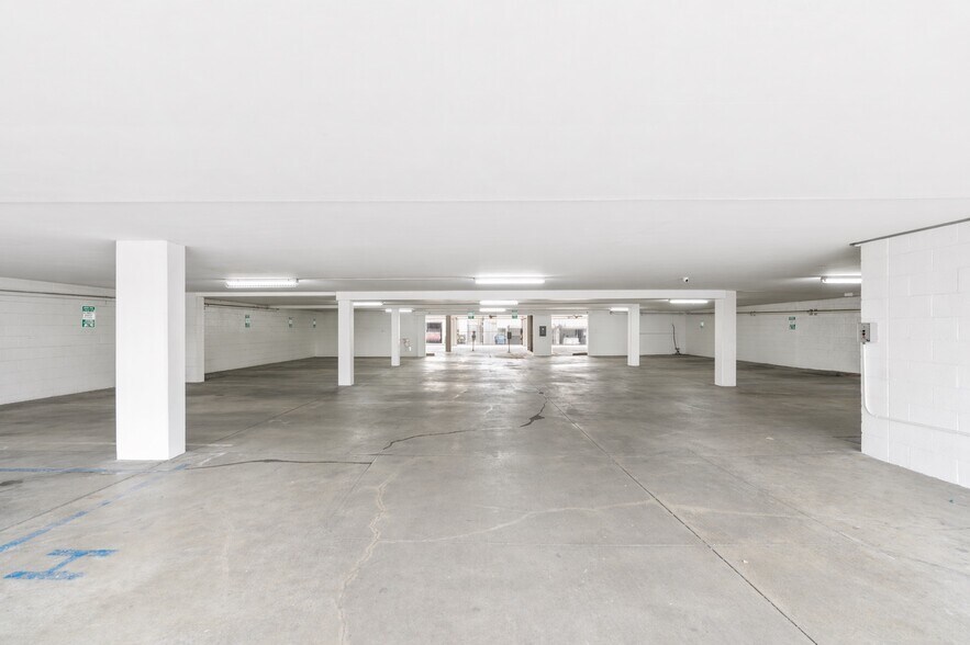 More Photos Of 1120 S Robertson Blvd, Los Angeles Medical For Lease
