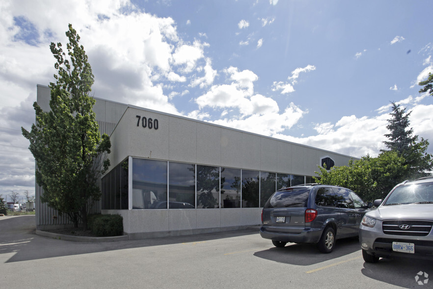 Primary Photo Of 7060 Edwards Blvd, Mississauga Warehouse For Lease