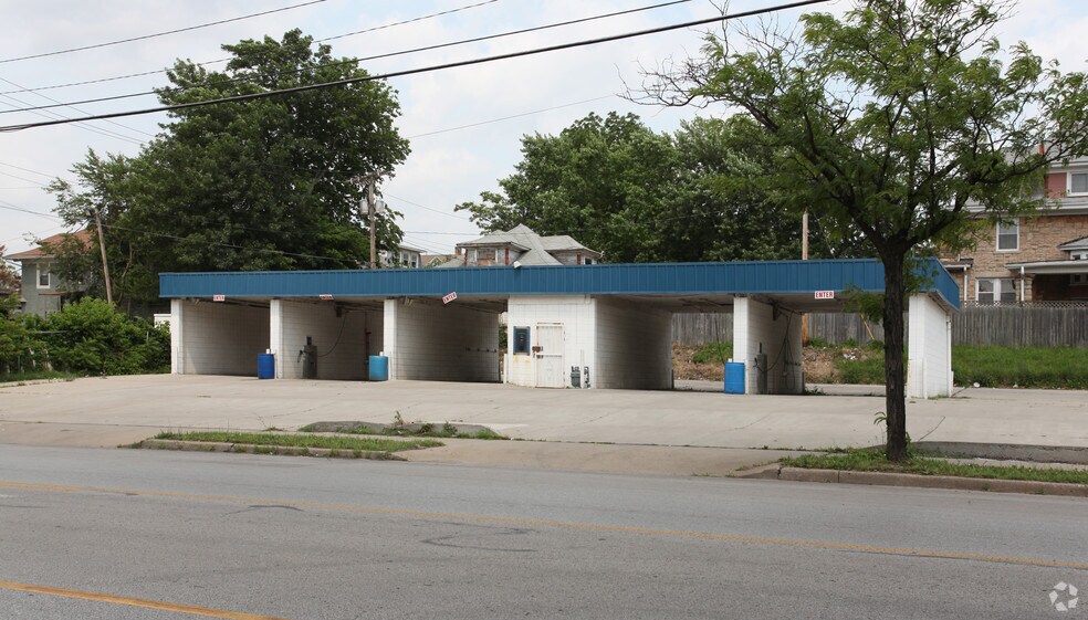 Primary Photo Of 2855 Prospect Ave, Kansas City Carwash For Sale