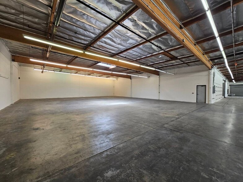 More Photos Of 13725-13731 Proctor Ave, City of Industry Warehouse For Lease