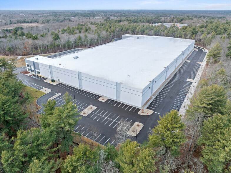 More Photos Of 150 Revolutionary Drive, East Taunton Warehouse For Lease