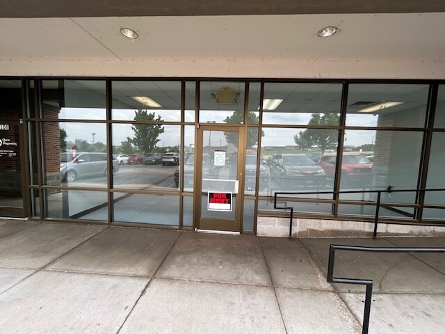 More Photos Of 98 Legends Pky, Eureka Unknown For Lease