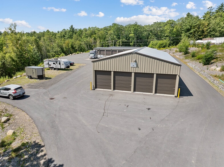 More Photos Of 30 Waterford Pl, Laconia Self Storage For Sale