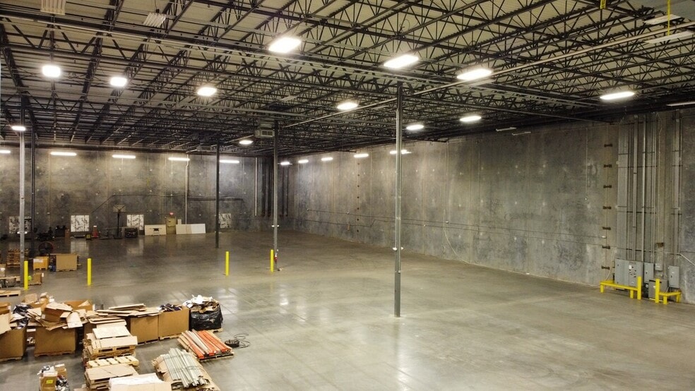 More Photos Of 144 Old Lystra Rd, Chapel Hill Distribution For Sale