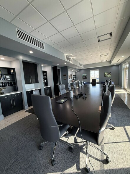More Photos Of 815 Palafox St, Pensacola Office For Sale