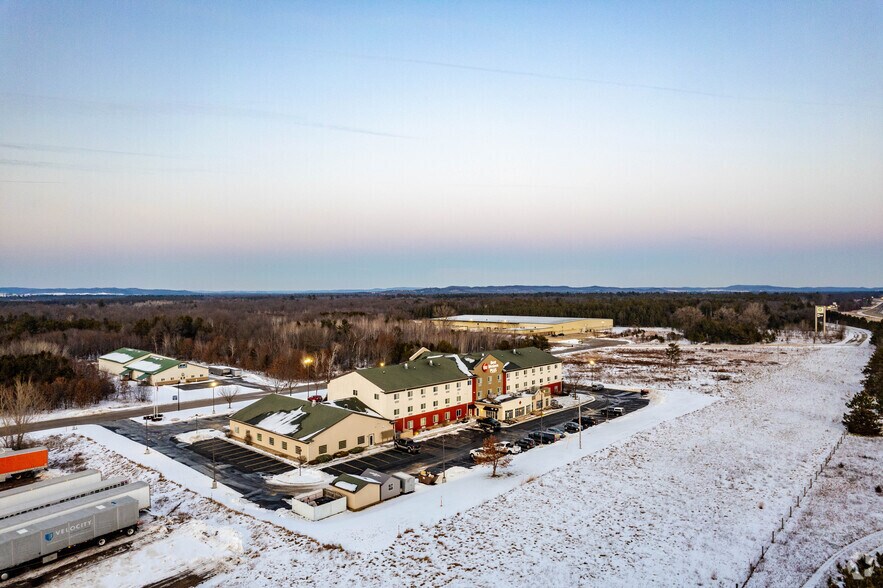 More Photos Of 4445 Theater Rd, Sparta Hotel For Sale