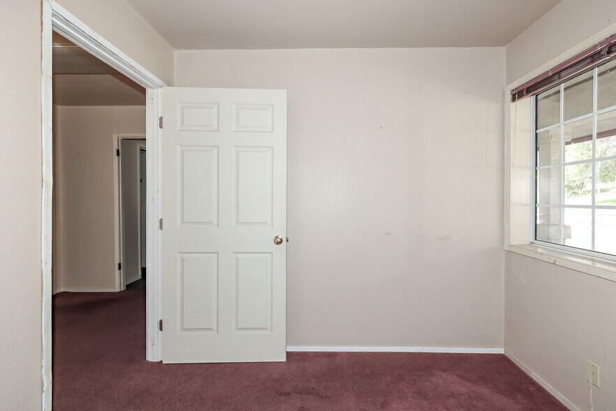 More Photos Of 5320 State Highway 49, Mariposa Office Residential For Sale