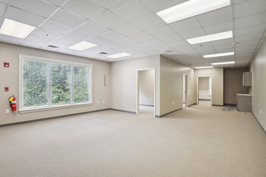 More Photos Of 11380 Southbridge Pky, Alpharetta Office For Lease