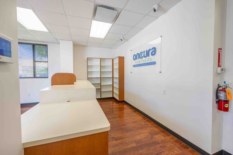 More Photos Of 8721 Highway 6, Missouri City Medical For Lease