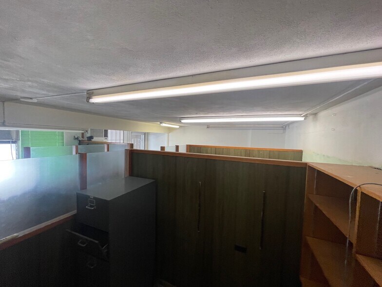 More Photos Of 558-562 California Ave, Wahiawa Storefront Retail Office For Lease