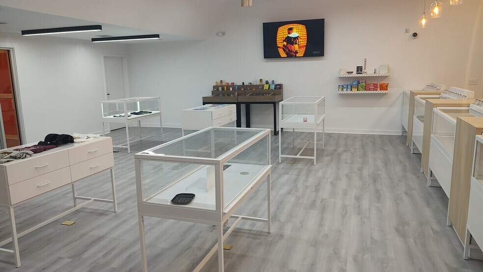 More Photos Of 135 Westboro Rd, North Grafton Storefront For Sale