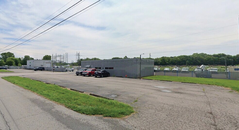 More Photos Of 110 Gaither Station Rd, Elizabethtown Industrial For Sale
