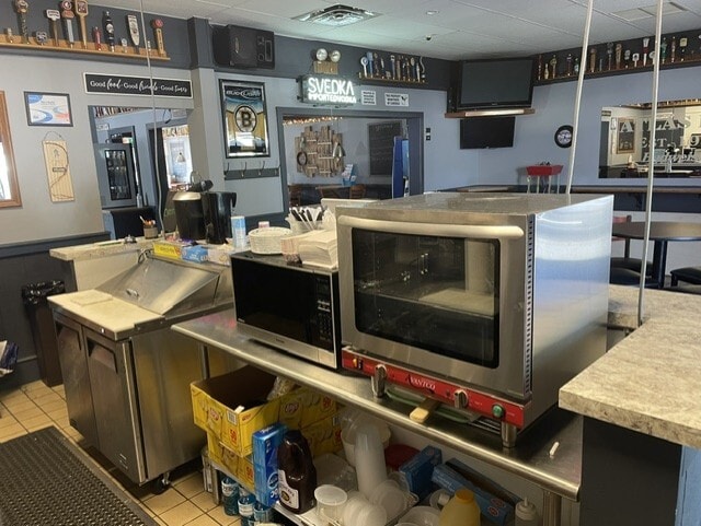 More Photos Of 300 Carew St, Chicopee Restaurant For Sale