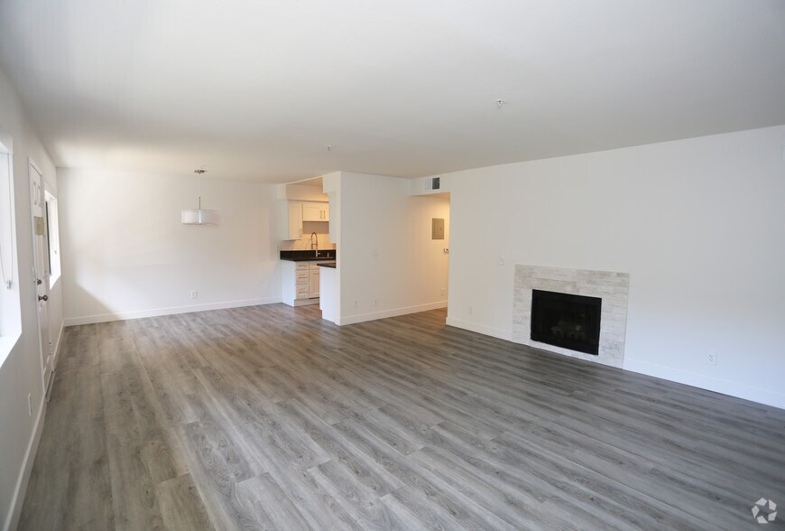 More Photos Of 8815 Cynthia St, West Hollywood Apartments For Sale