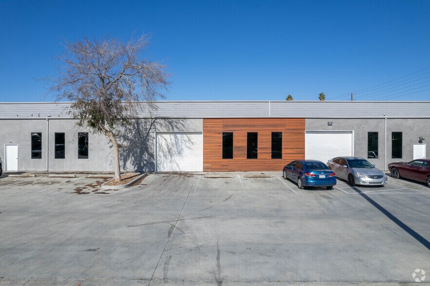 More Photos Of 9000 Arlington Ave, Riverside Manufacturing For Lease