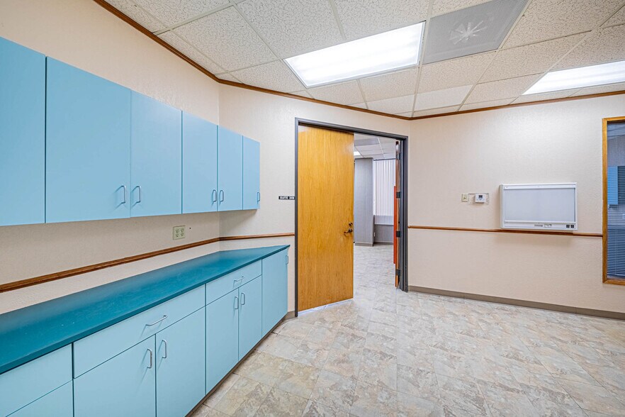 More Photos Of 980 Atlantic Ave, Long Beach Medical For Sale