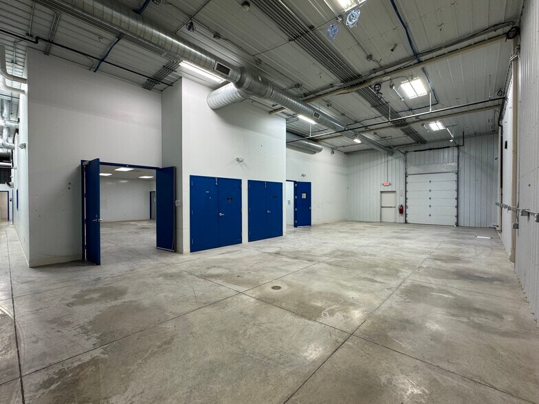 More Photos Of 2221 W College Ave, Normal Warehouse For Sale