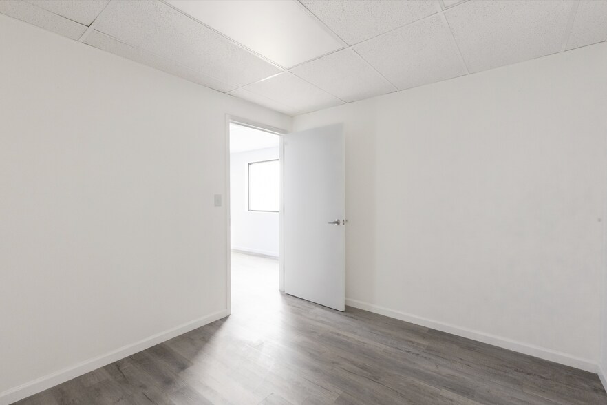 More Photos Of 5347-5353 Sherman St, Denver Warehouse For Sale