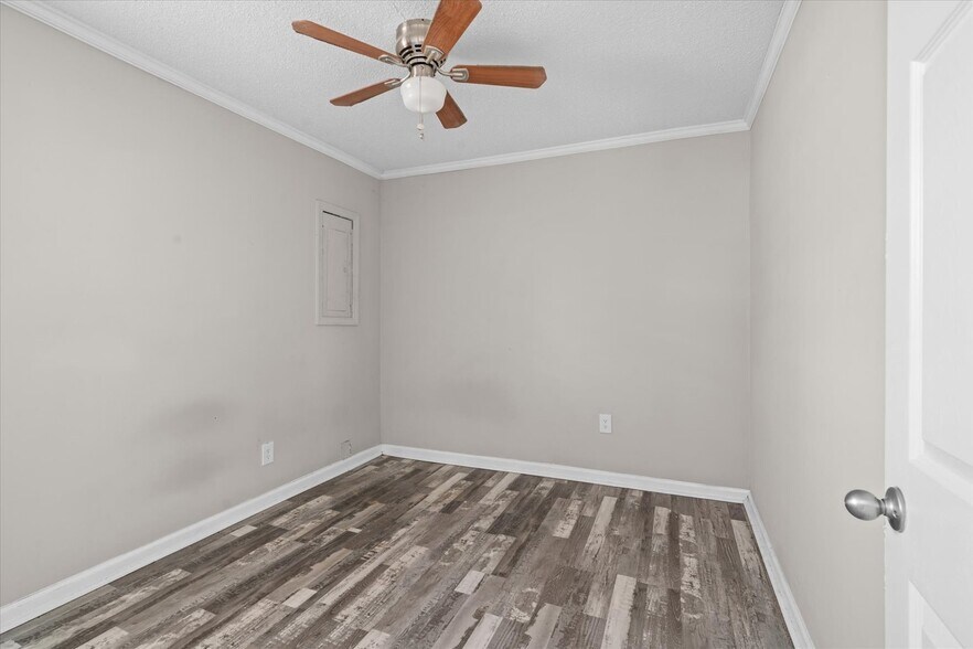 More Photos Of 3950 S Dixie Rd, Dalton Apartments For Sale