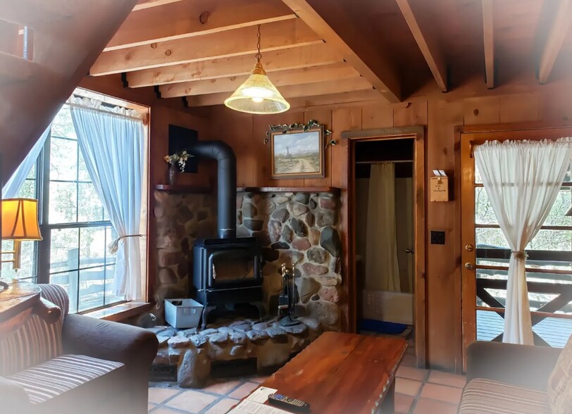 More Photos Of 88 Main St, Pinos Altos Hotel For Sale