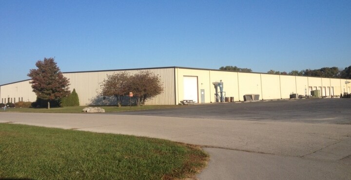 More Photos Of 5 Trautman Industrial Ct, Sainte Genevieve Warehouse For Sale