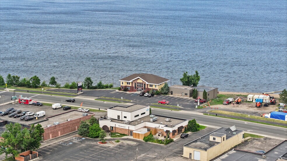 More Photos Of 824 Paul Bunyan, Bemidji Restaurant For Sale