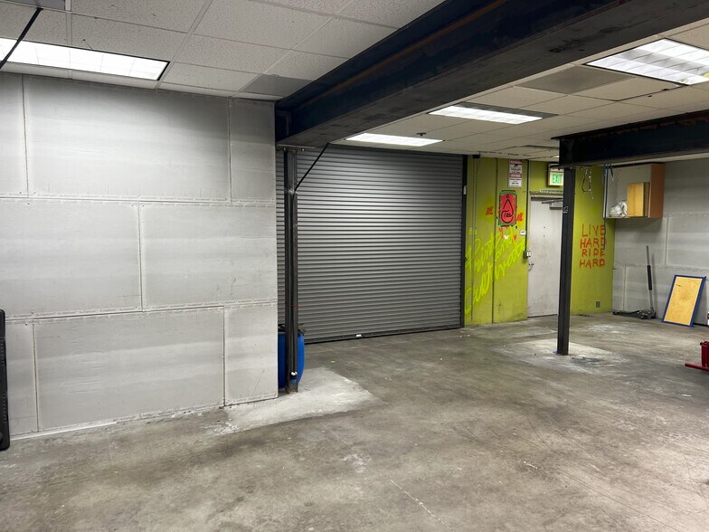 More Photos Of 9680 Research Dr, Irvine Warehouse For Sale